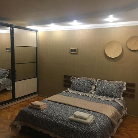 Kvartira Na Krakivskiy 12 , 52 Apartment Kiev Exterior foto